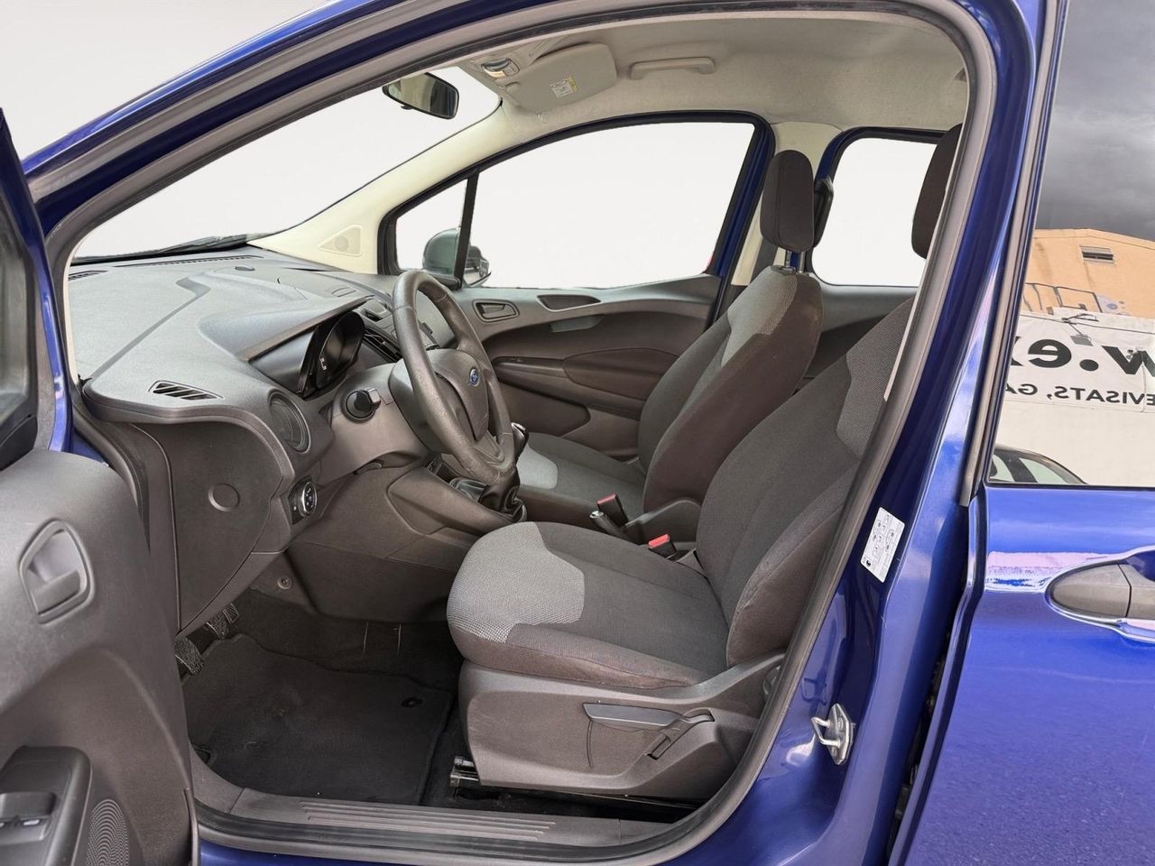 Ford Tourneo Courier 1.5 TDCi 75cv Trend - Foto 2