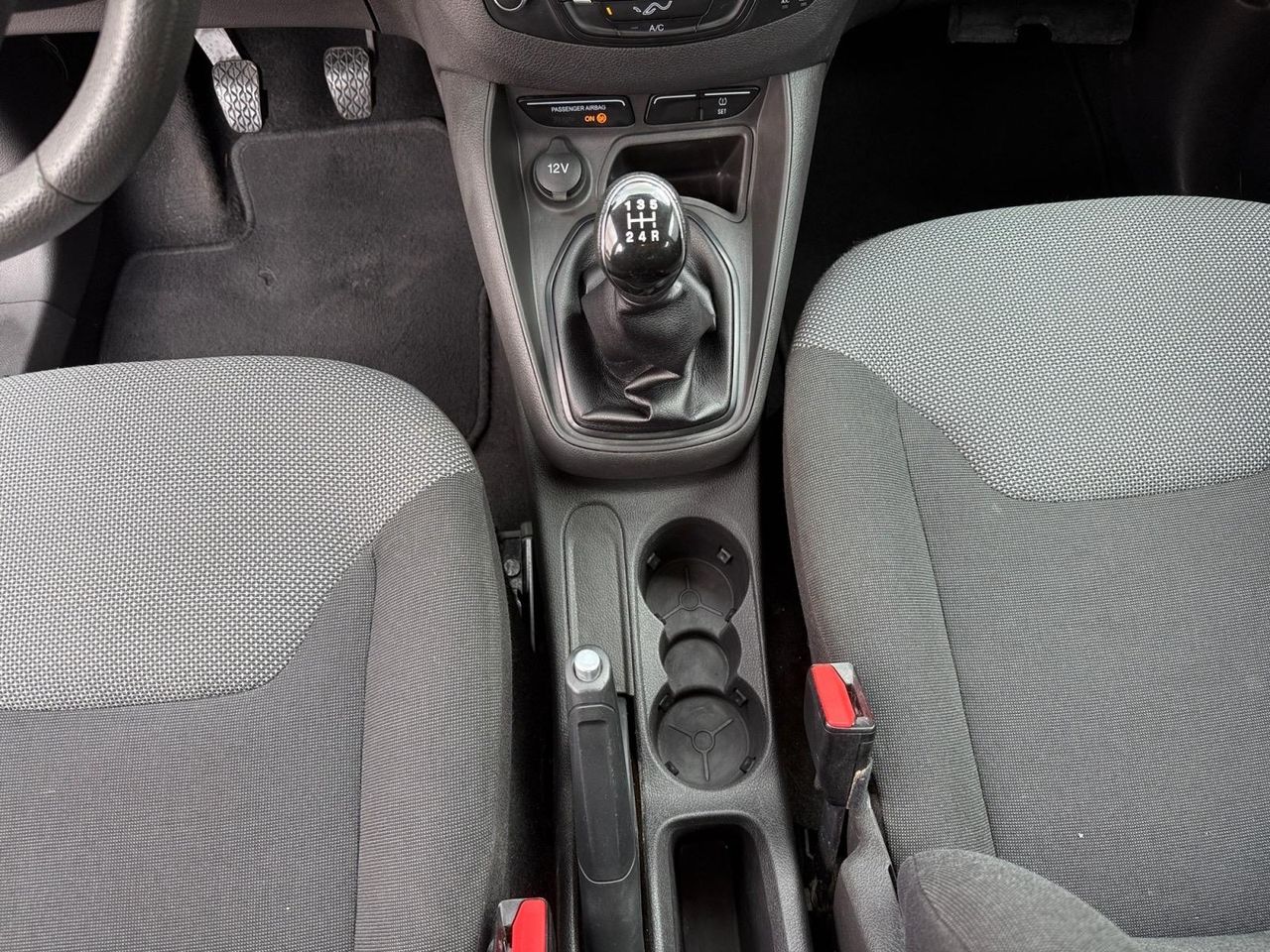 Ford Tourneo Courier 1.5 TDCi 75cv Trend - Foto 2