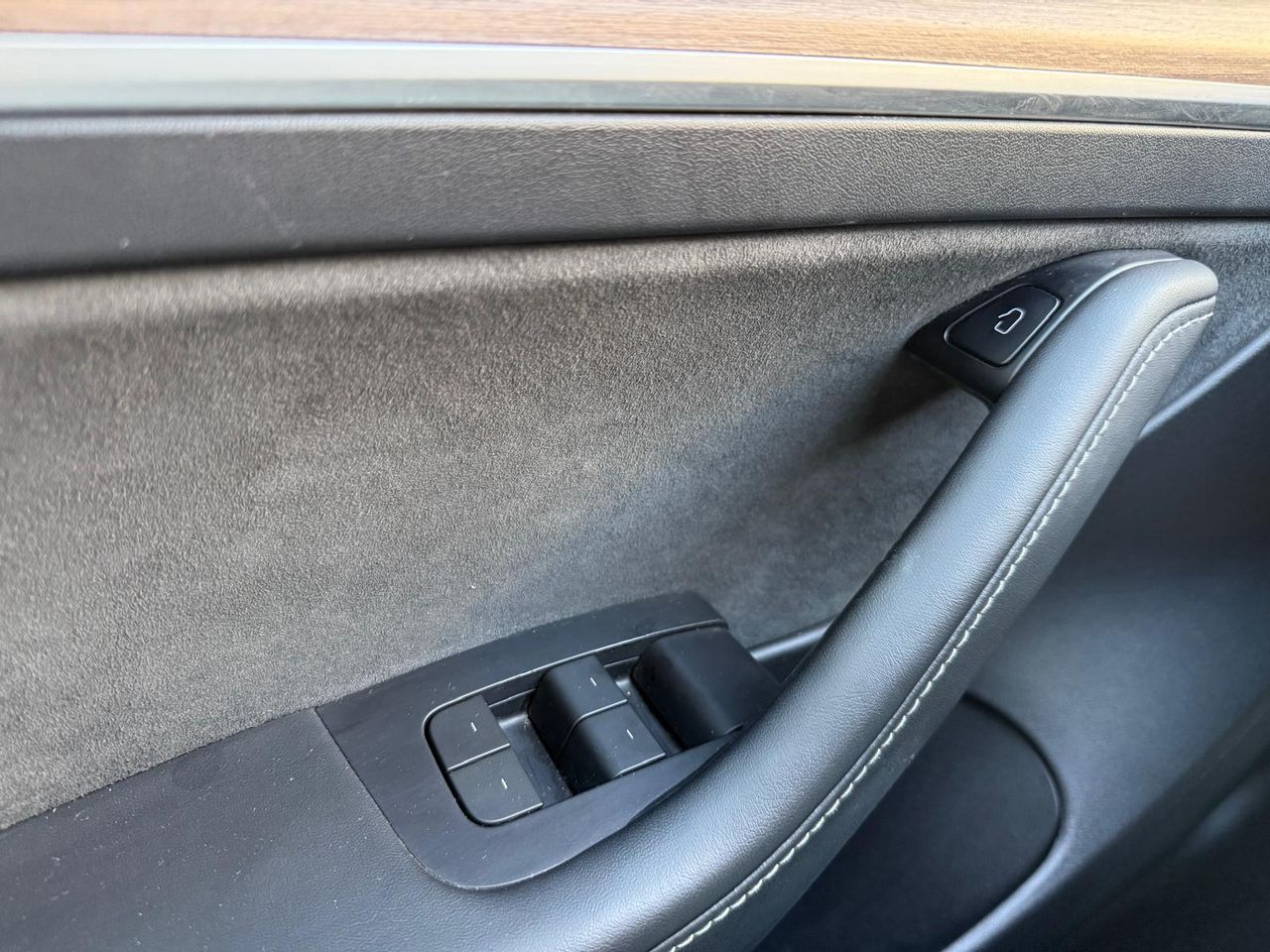 Tesla Model 3 Estándar Plus RWD - Foto 2