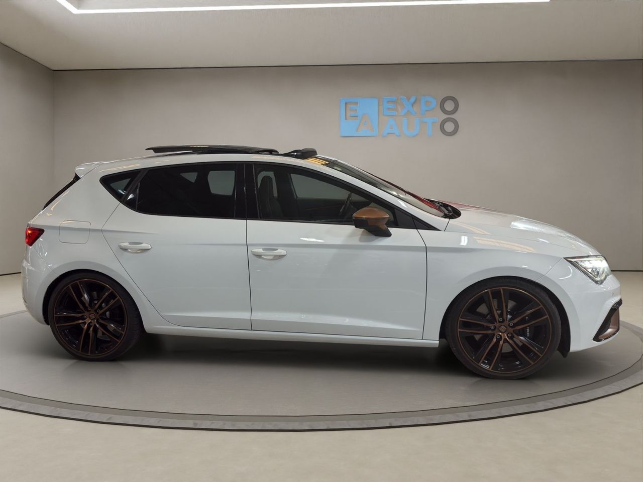 Seat Leon 2.0 TSI 213 kW 290CV DSG7 StSp Cupra  - Foto 2