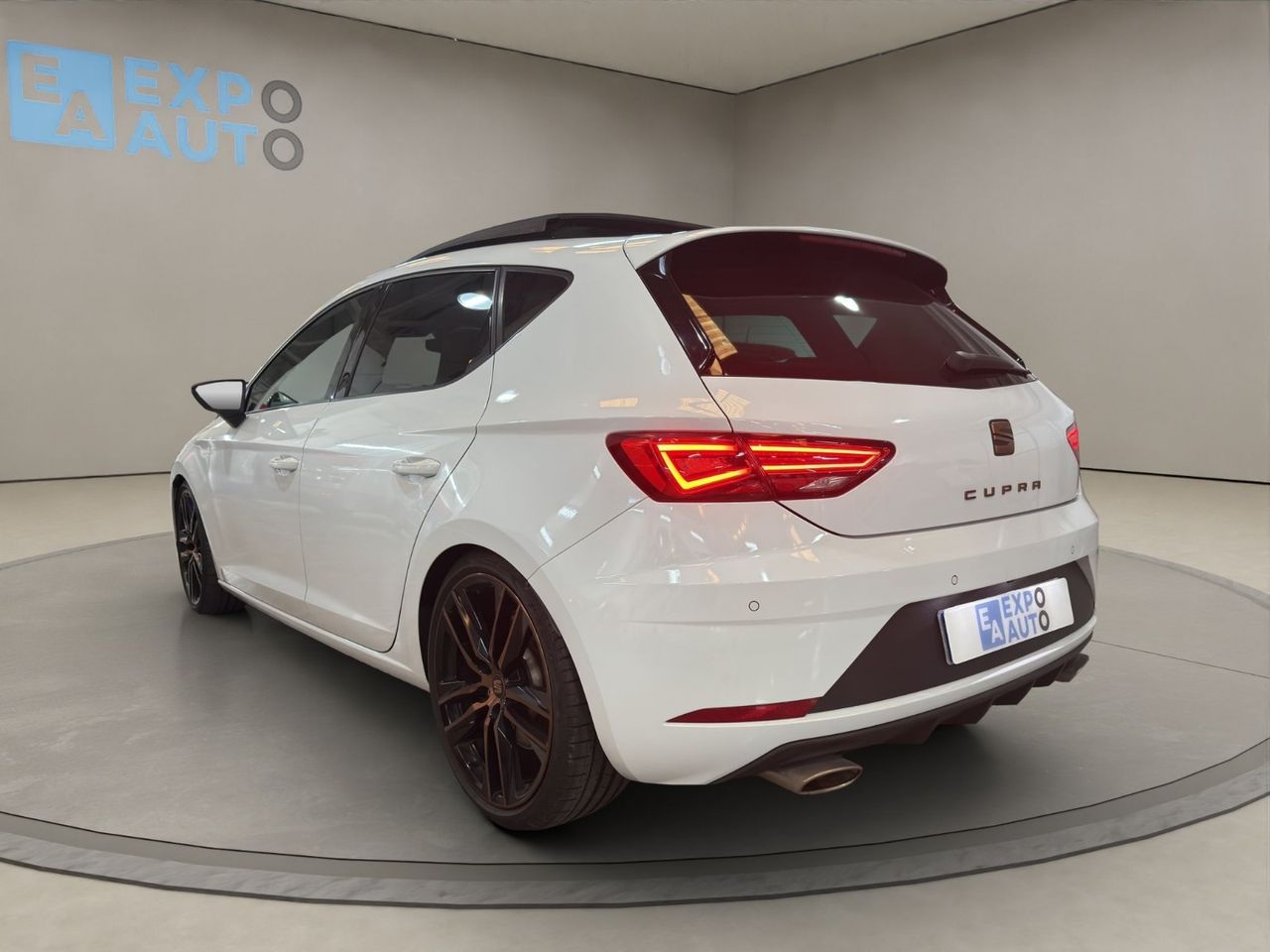 Seat Leon 2.0 TSI 213 kW 290CV DSG7 StSp Cupra  - Foto 2