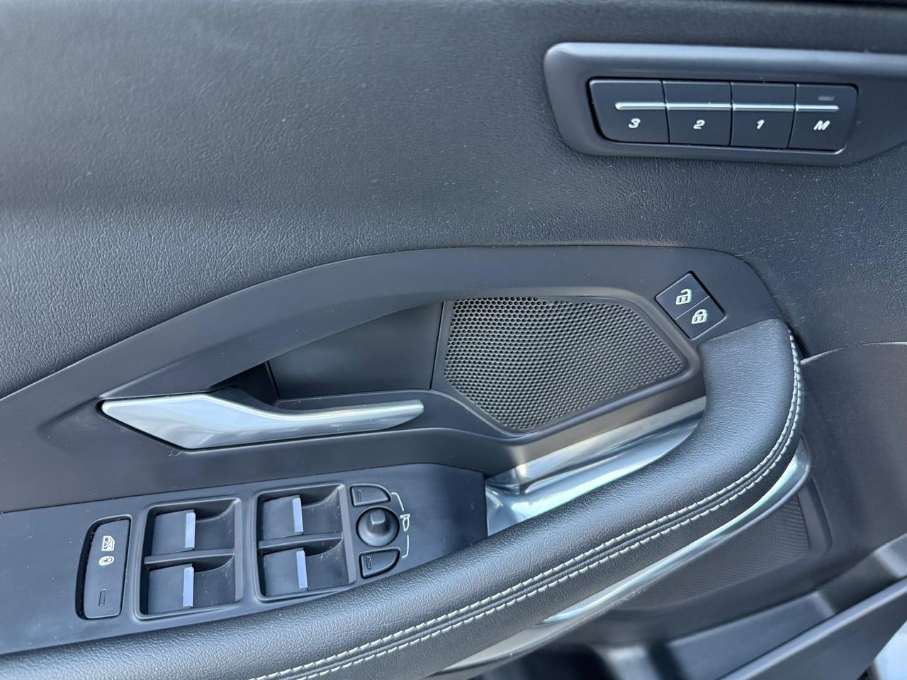 Jaguar E-Pace 1.5 PHEV 309PS R-Dynamic S 4WD Auto - Foto 2