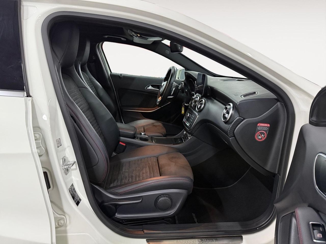 Mercedes Clase A A 180 AMG Line - Foto 2