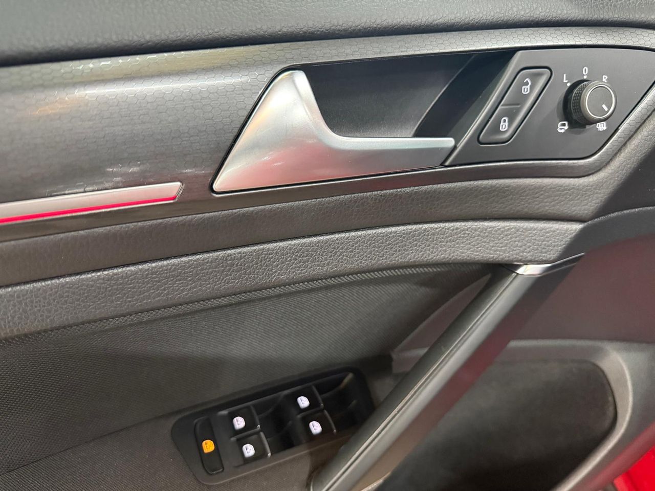 Volkswagen Golf GTI Performance 2.0 TSI 180kW(245CV) DSG - Foto 2