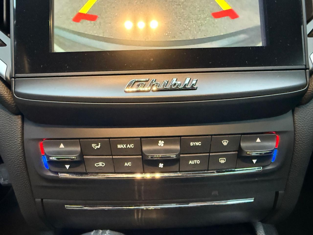 Maserati Ghibli 3.0 V6 DS RWD - Foto 2