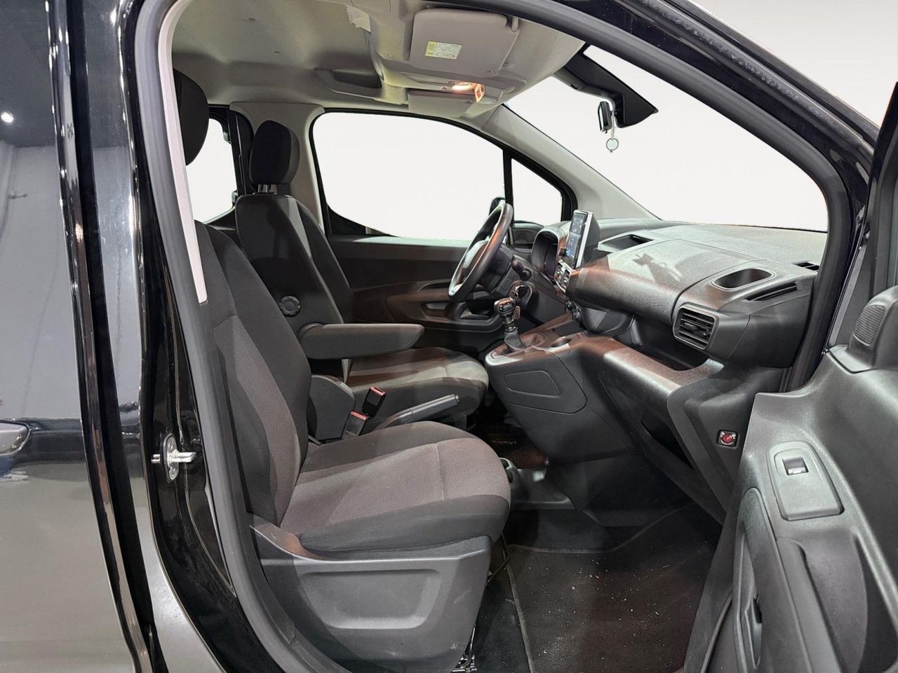 Citroën Berlingo Talla XL BlueHDi 130 S&S SHINE - Foto 2