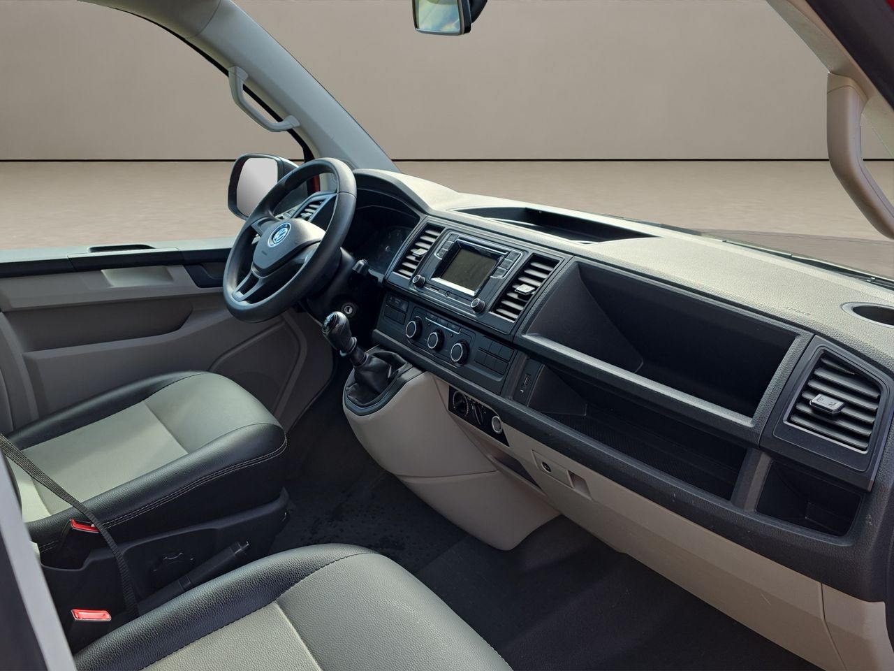 Volkswagen Caravelle Trendline Corto 2.0 TDI BMT CAMPERIZADA - Foto 2