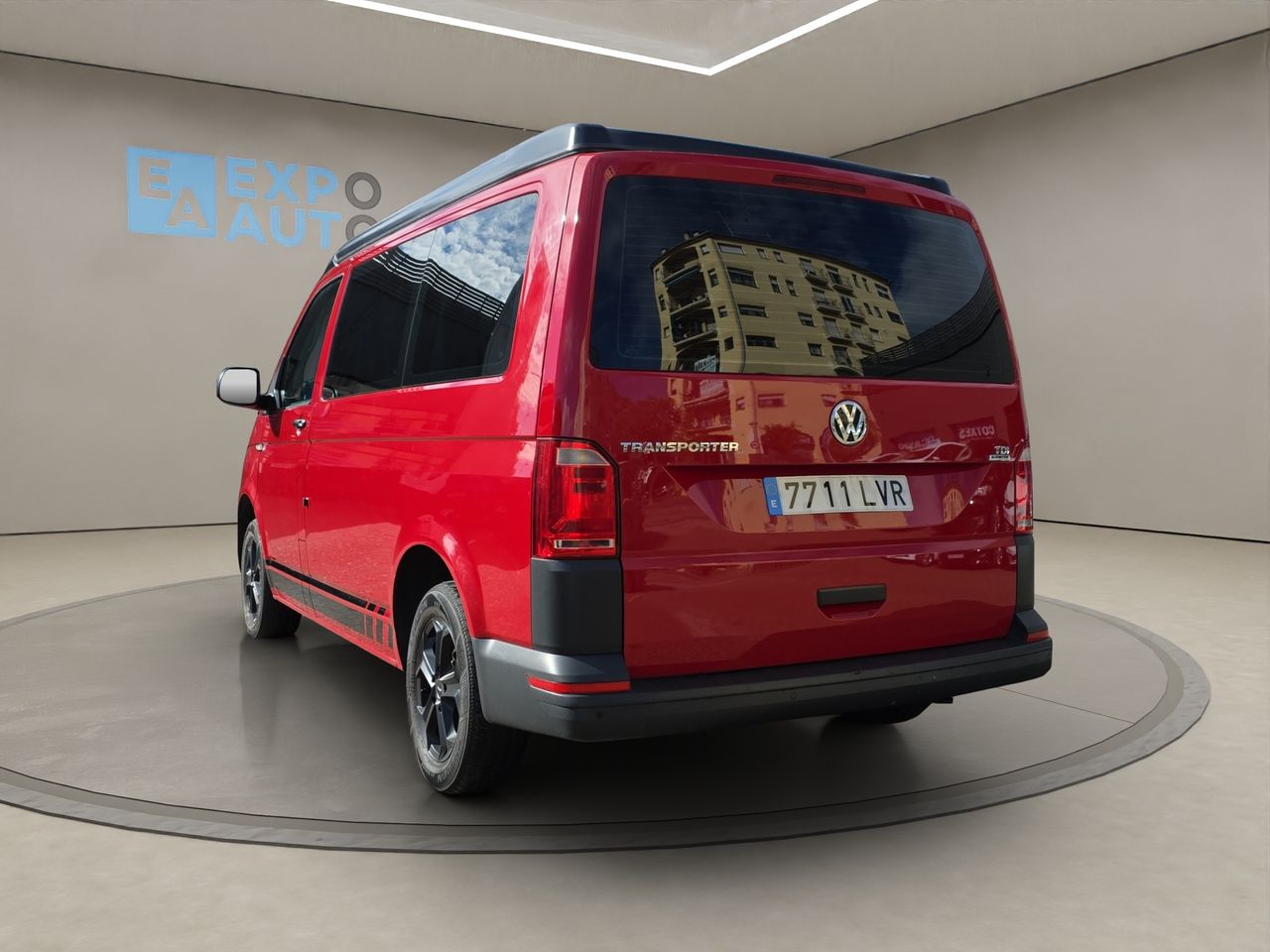 Volkswagen Caravelle Trendline Corto 2.0 TDI BMT CAMPERIZADA - Foto 2