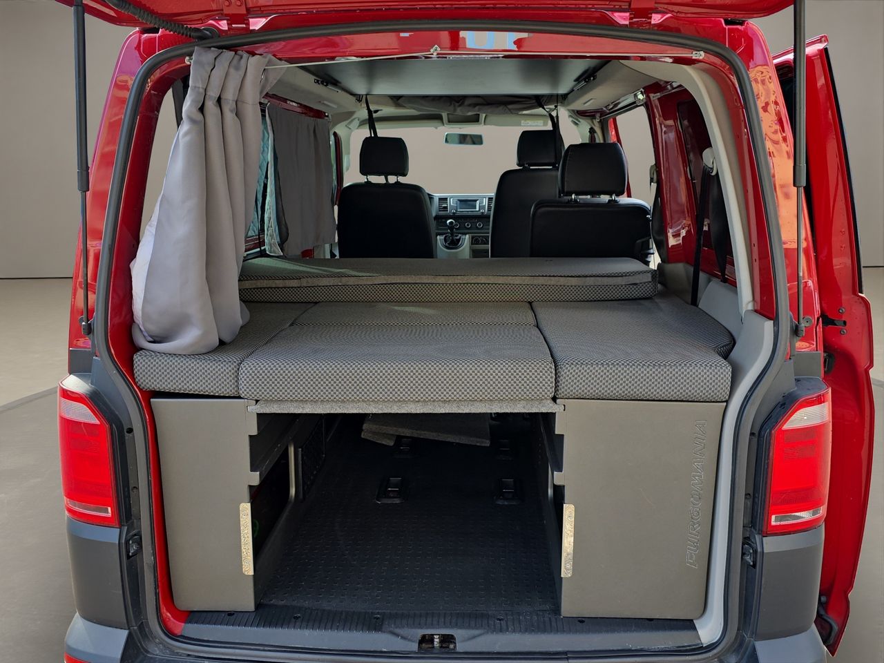 Volkswagen Caravelle Trendline Corto 2.0 TDI BMT CAMPERIZADA - Foto 2