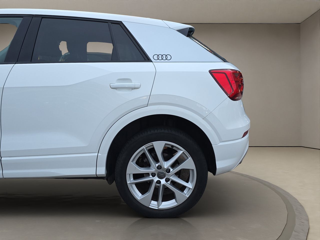 Audi Q2 sport edition 1.6 TDI - Foto 2