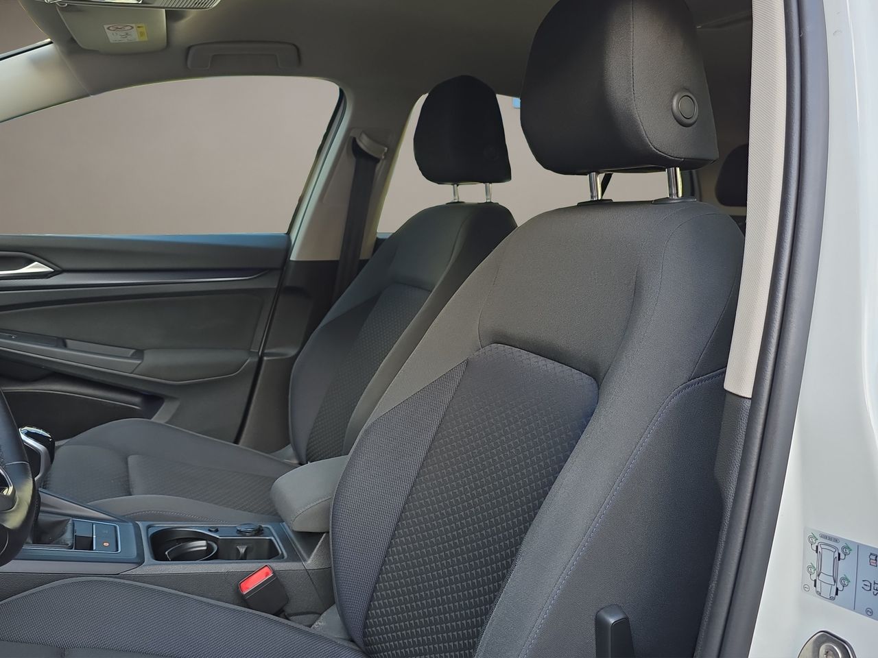 Volkswagen Golf VOLKSWAGEN Golf Sport 1.5 TSI - Foto 2