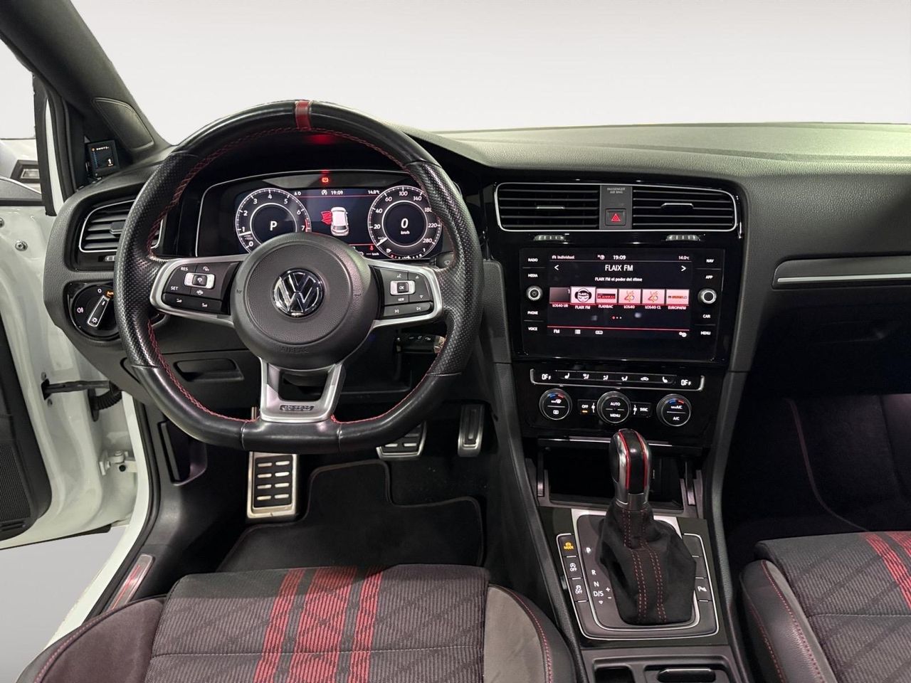 Volkswagen Golf GTI TCR 2.0 TSI 213kW(290CV) DSG - Foto 2