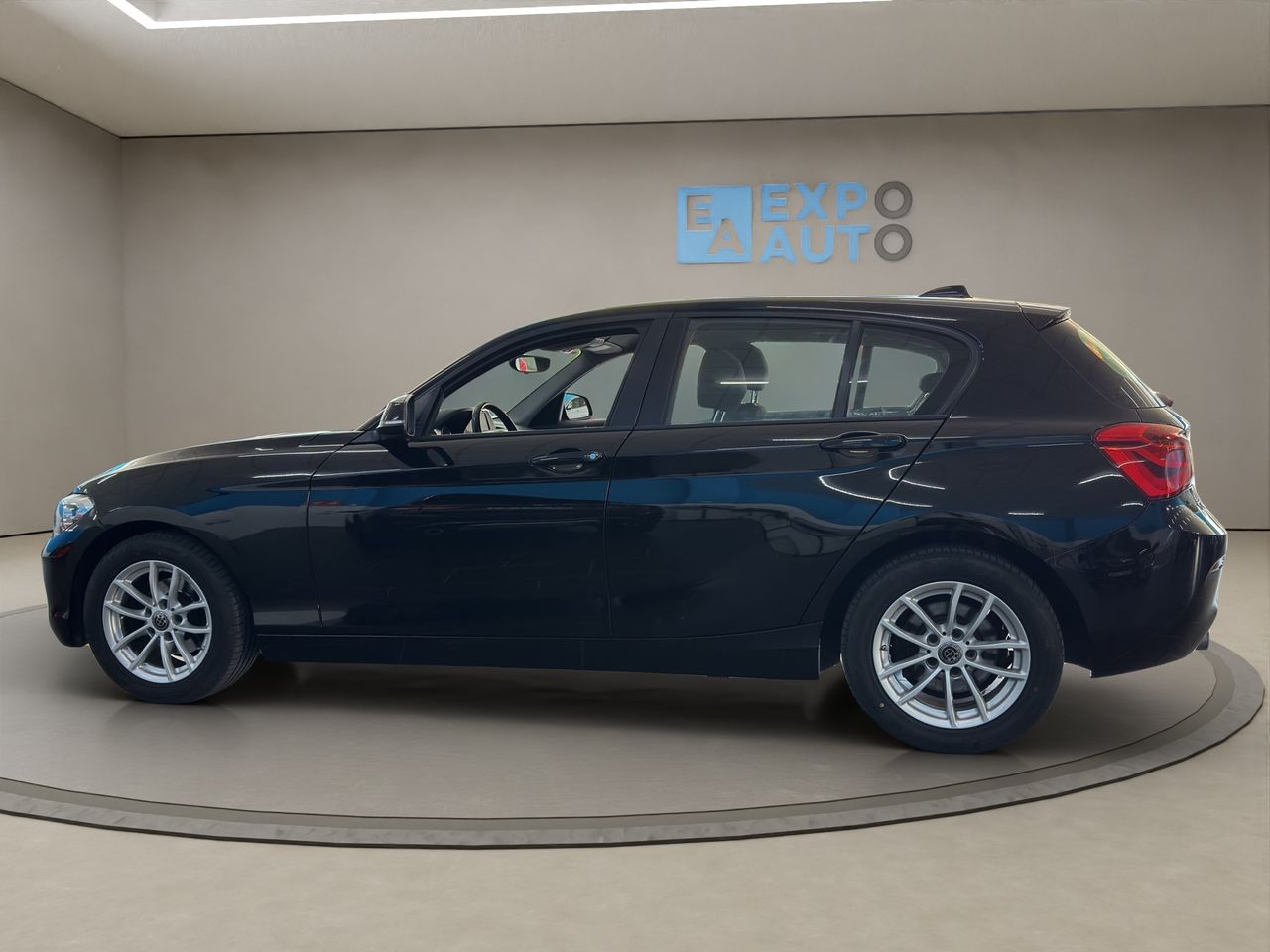 BMW Serie 1 116 - Foto 2