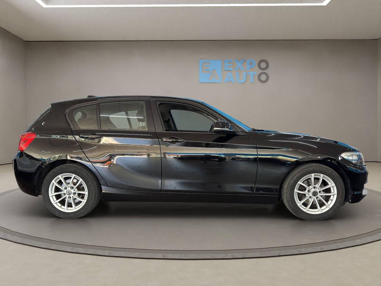 BMW Serie 1 116 - Foto 2