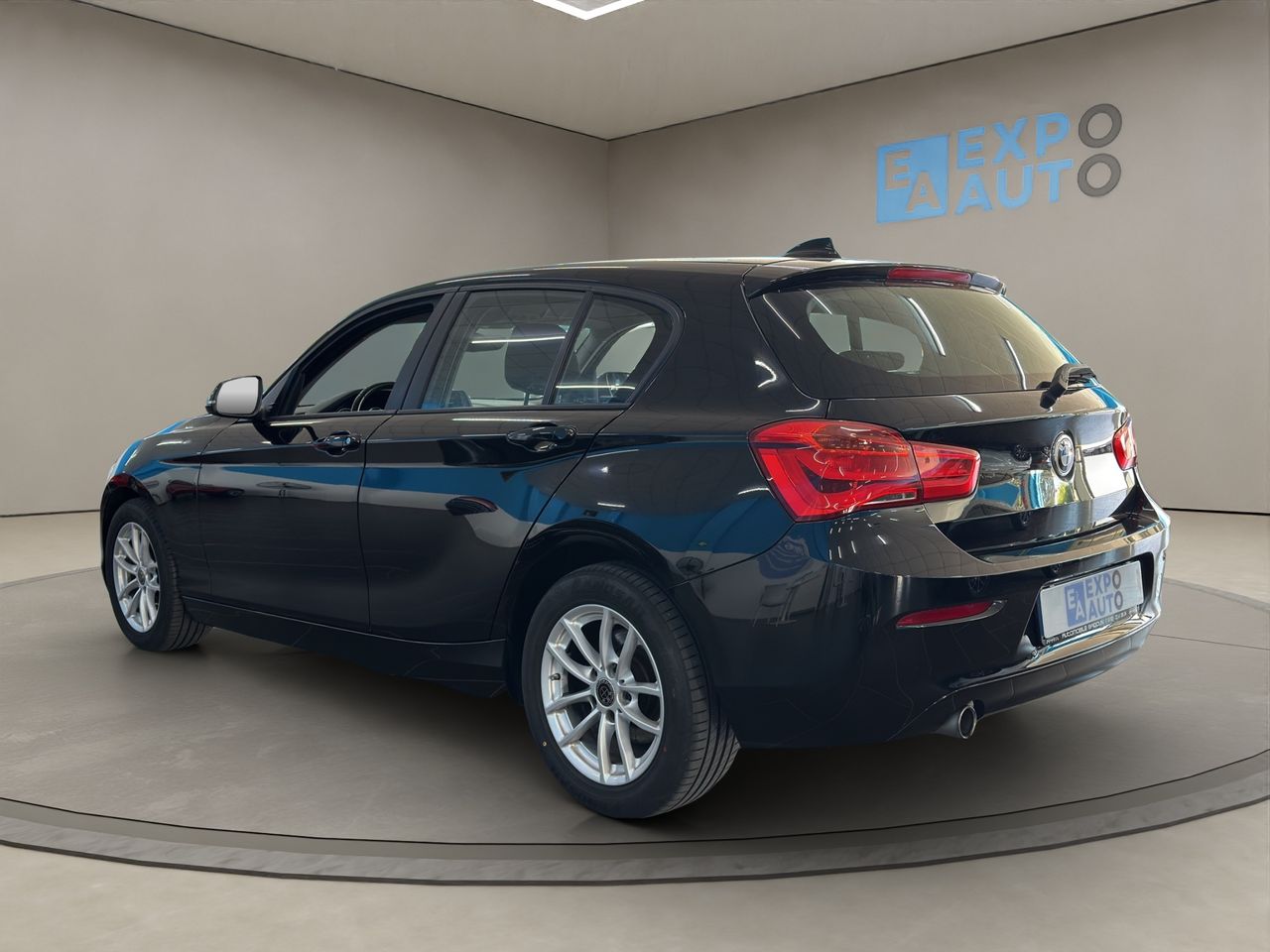 BMW Serie 1 116 - Foto 2