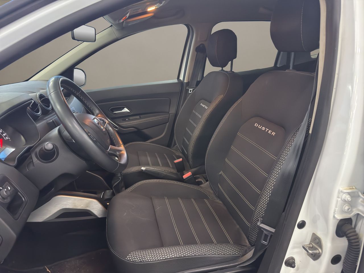 Dacia Duster . - Foto 2