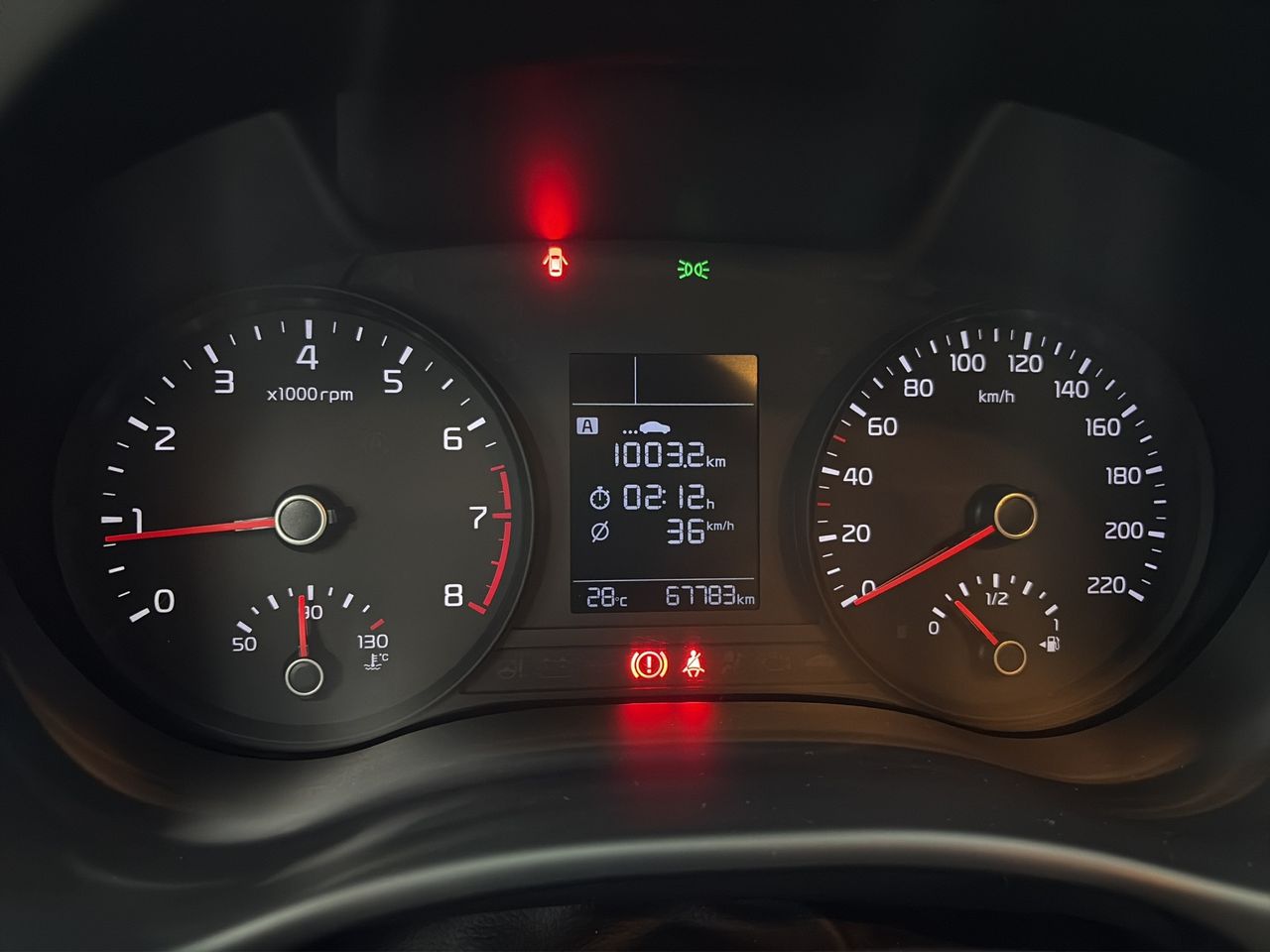 Kia Stonic . - Foto 2