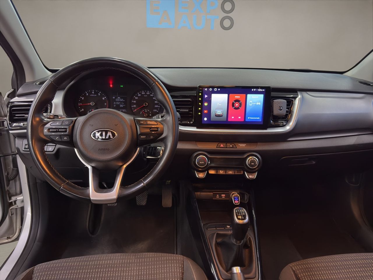 Kia Stonic . - Foto 2