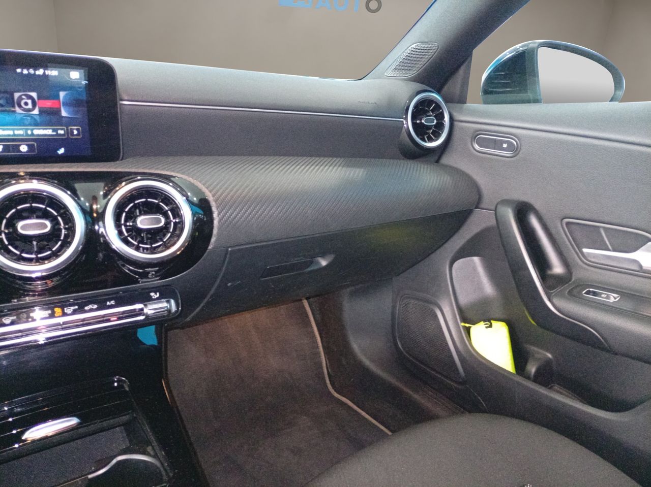 Mercedes CLA 180 D - Foto 2