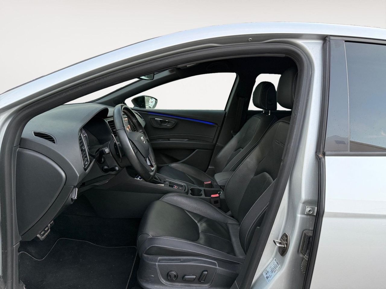 Seat Leon 2.0 TSI 221kW (300CV) DSG-6 St&Sp CUPRA - Foto 2