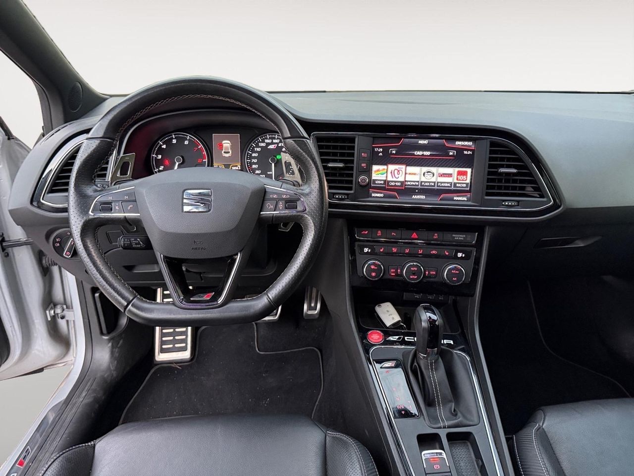 Seat Leon 2.0 TSI 221kW (300CV) DSG-6 St&Sp CUPRA - Foto 2