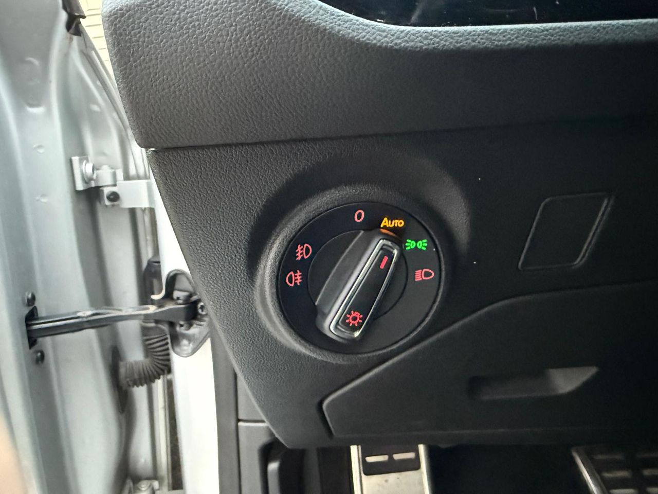 Seat Leon 2.0 TSI 221kW (300CV) DSG-6 St&Sp CUPRA - Foto 2