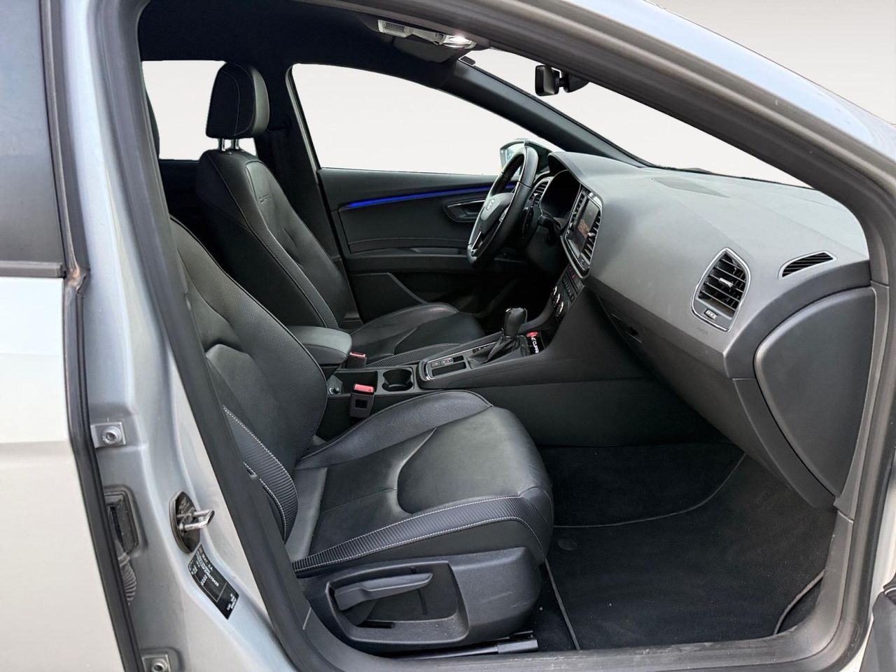 Seat Leon 2.0 TSI 221kW (300CV) DSG-6 St&Sp CUPRA - Foto 2