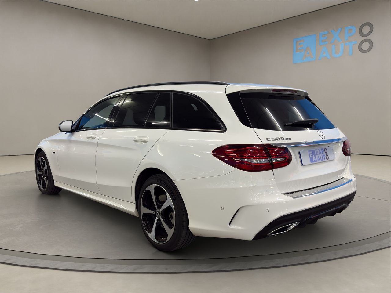 Mercedes Clase C 300 DE - Foto 2