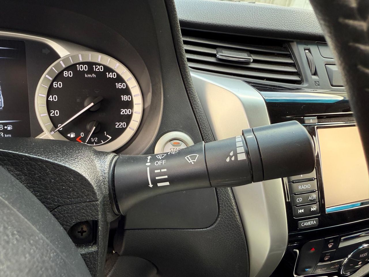 Nissan NP300 Navara NP300  - Foto 2