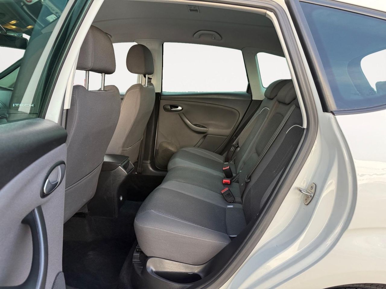 Seat Altea XL 1.6 TDI 105cv S&S E-Ecomotive I-Tech - Foto 2