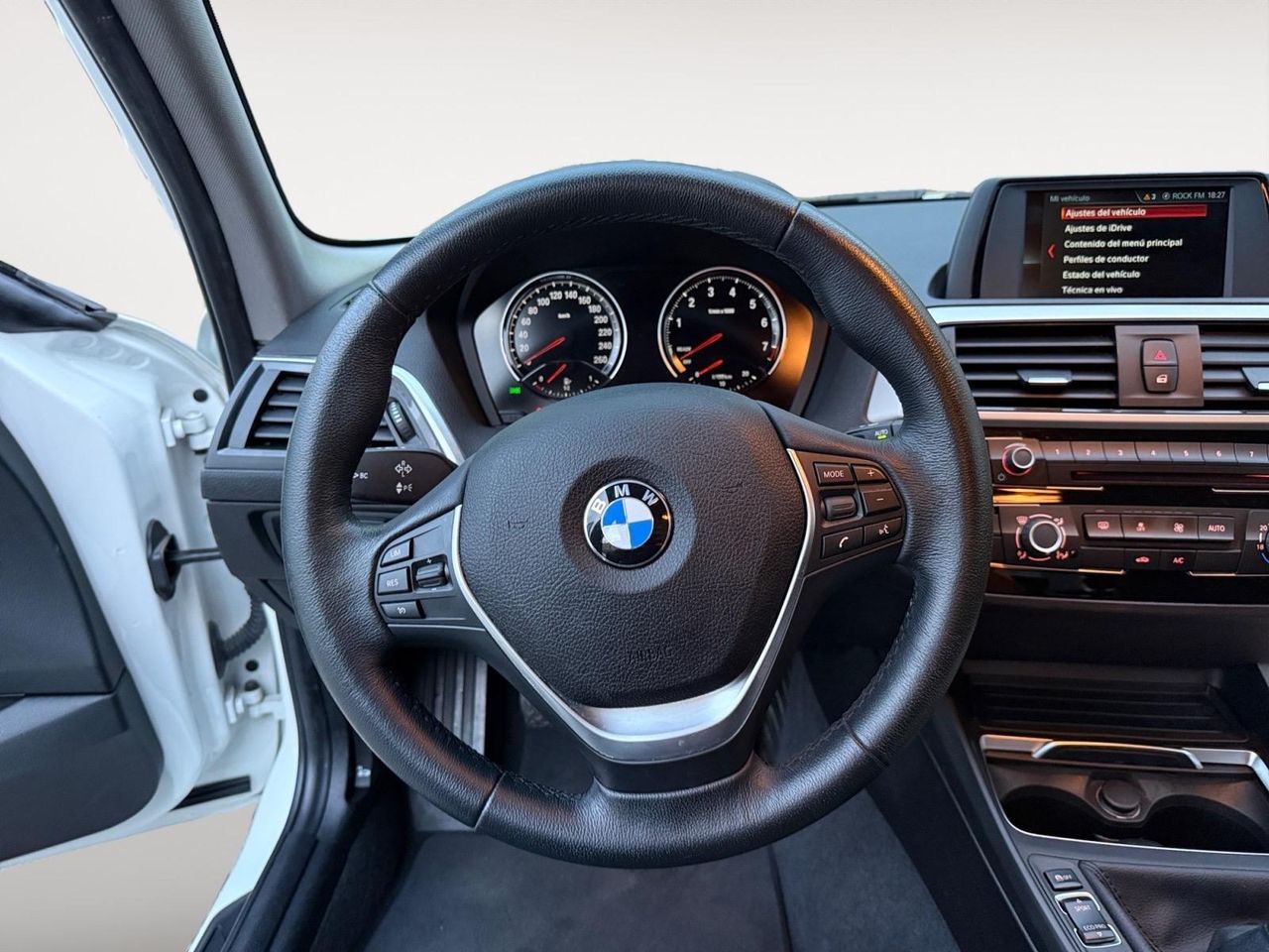 BMW Serie 1 118i - Foto 2