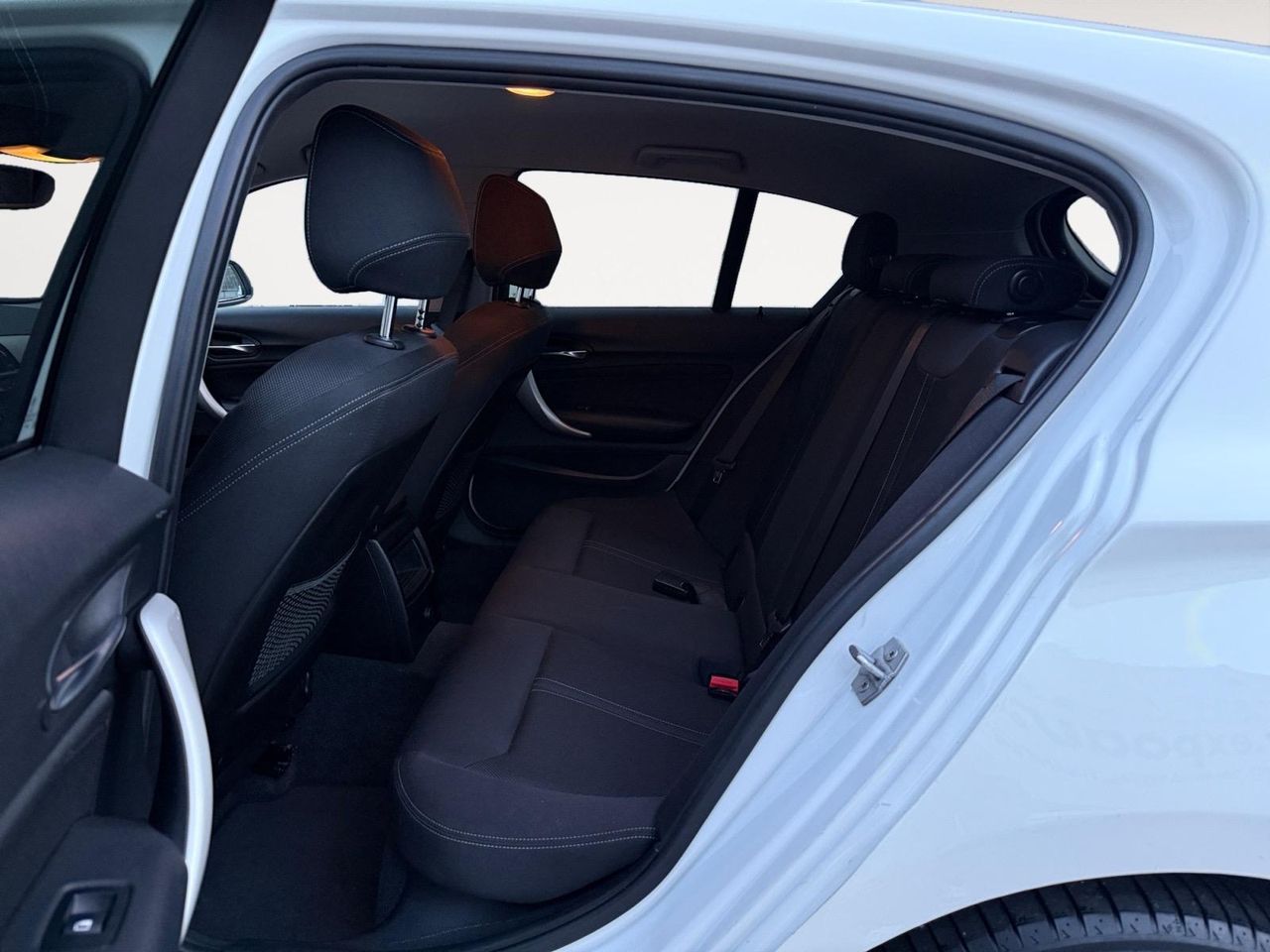 BMW Serie 1 118i - Foto 2