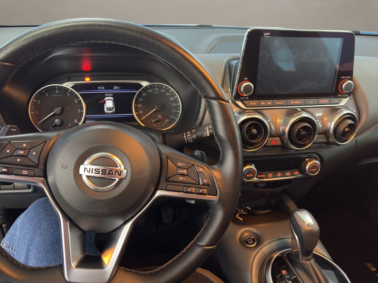 Nissan Juke . - Foto 2