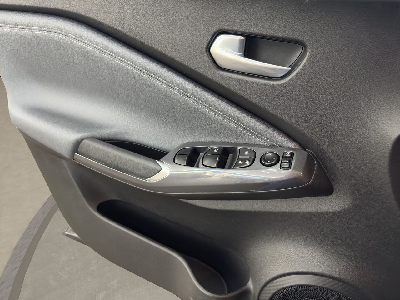 Nissan Juke . - Foto 2