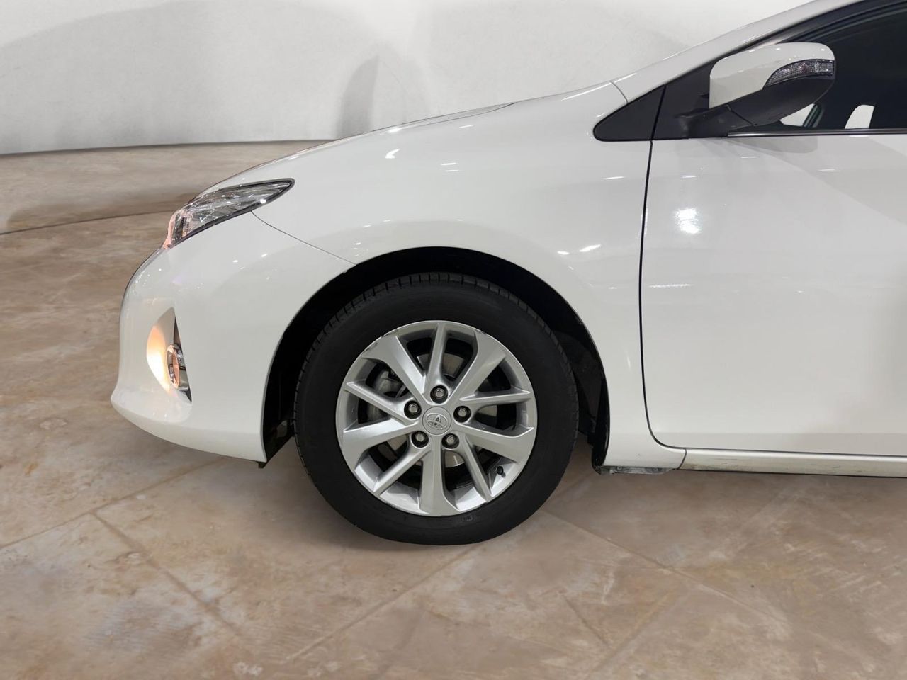 Toyota Auris 130 Live - Foto 2