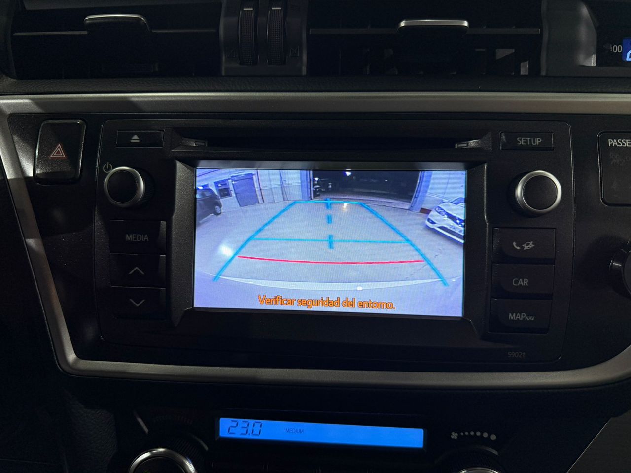 Toyota Auris 130 Live - Foto 2