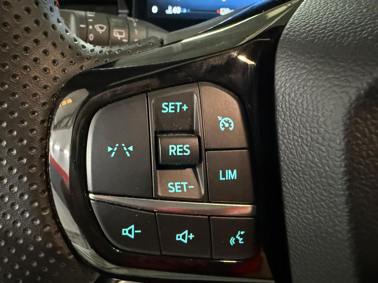 Ford Puma 1.0 EcoBoost 125cv ST-Line Design MHEV - Foto 2