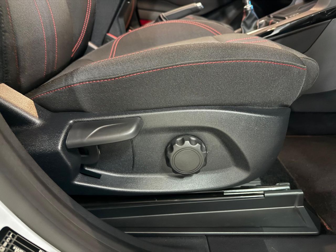 Ford Puma 1.0 EcoBoost 125cv ST-Line Design MHEV - Foto 2