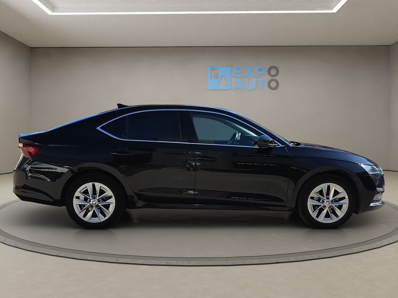 Skoda Octavia 1.5 TSI 110kW150CV mHEV DSG Selection - Foto 2