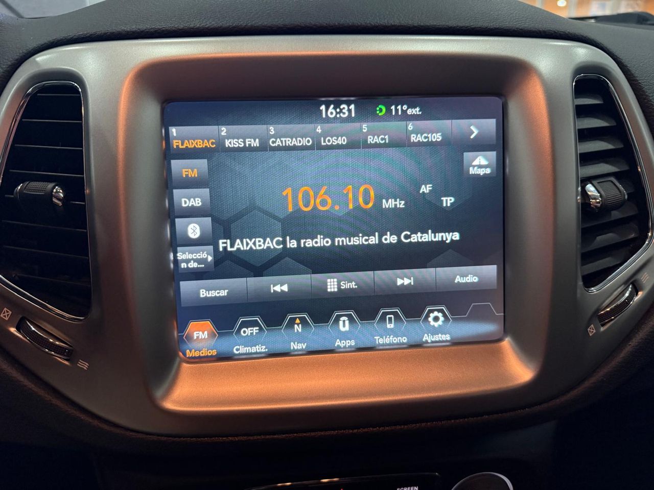 Jeep Compass 1.4 Mair 103kW Business 4x2 - Foto 2