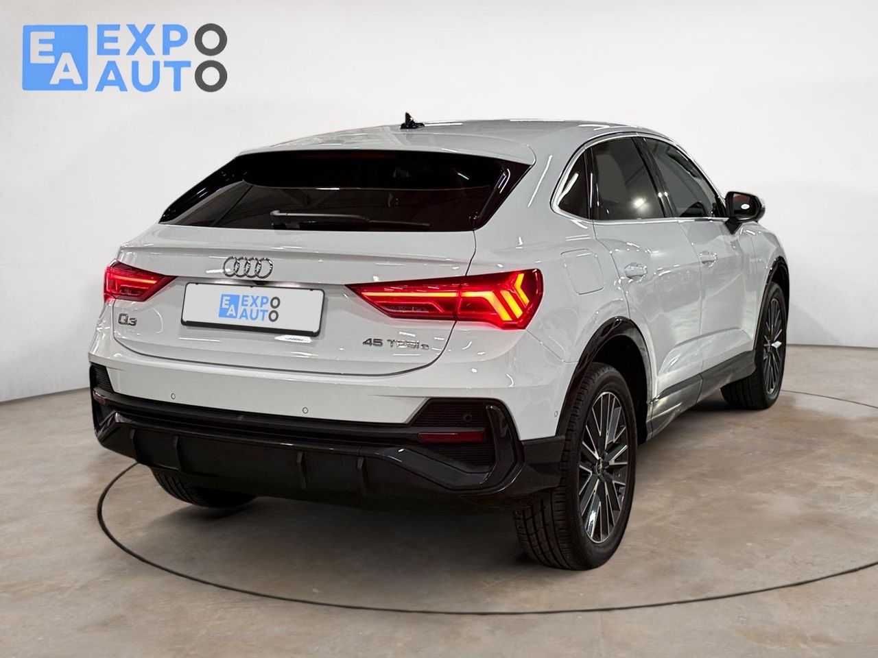 Audi Q3 45 TFSI e 180kW S tronic Advanced - Foto 2