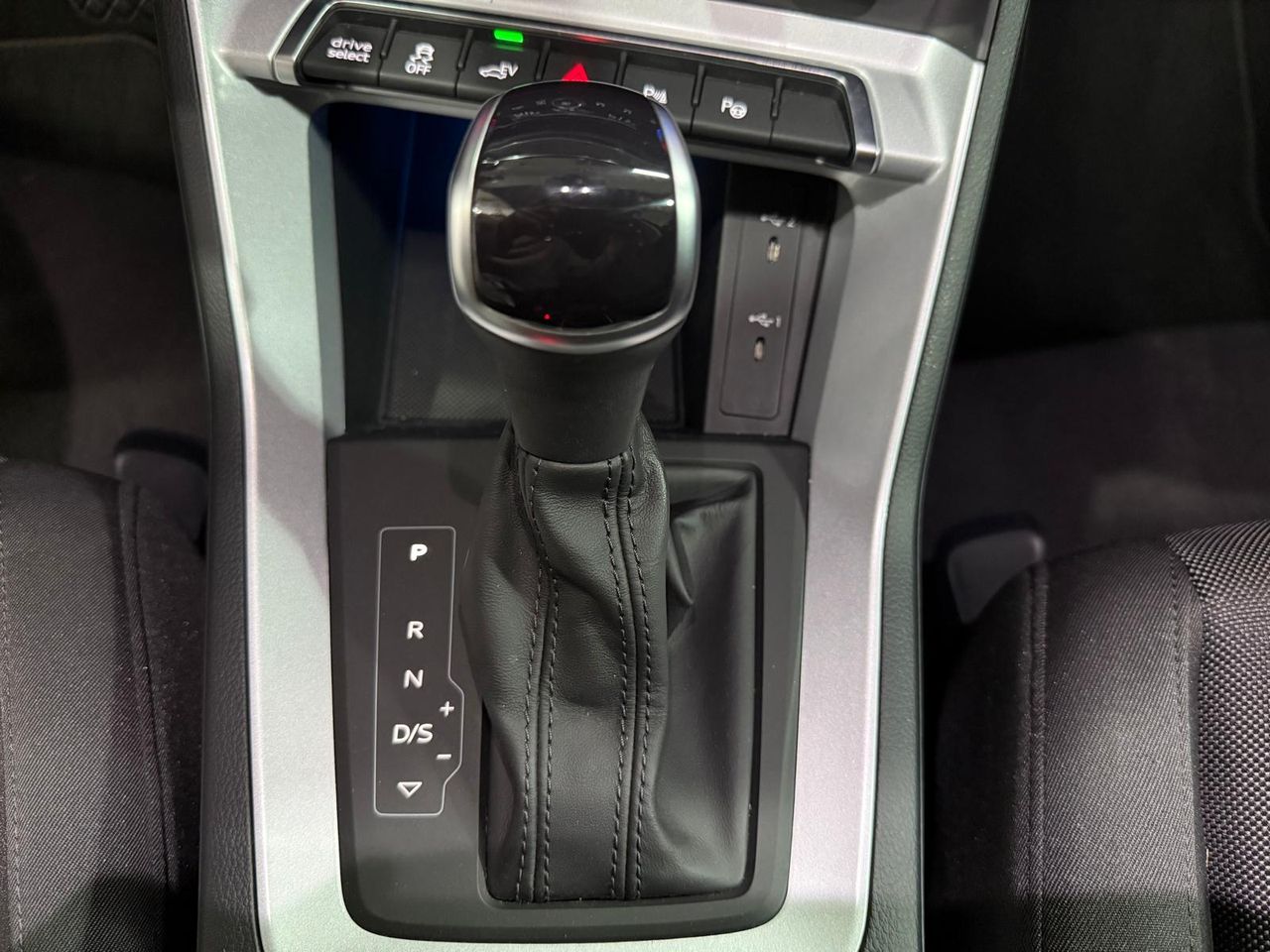 Audi Q3 45 TFSI e 180kW S tronic Advanced - Foto 2