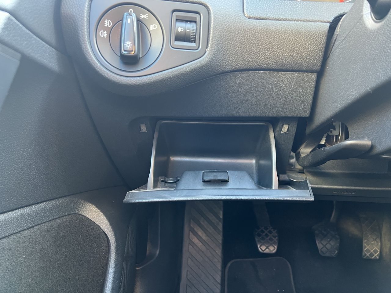 Volkswagen Golf Advance 1.6 TDI - Foto 2