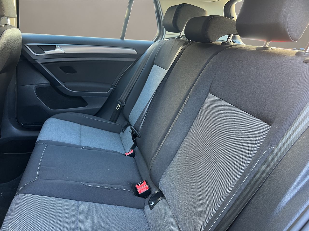 Volkswagen Golf Advance 1.6 TDI - Foto 2