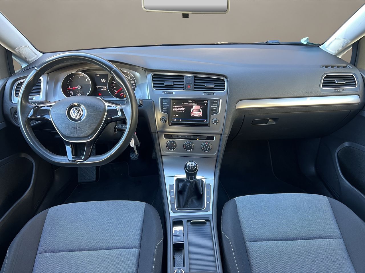 Volkswagen Golf Advance 1.6 TDI - Foto 2