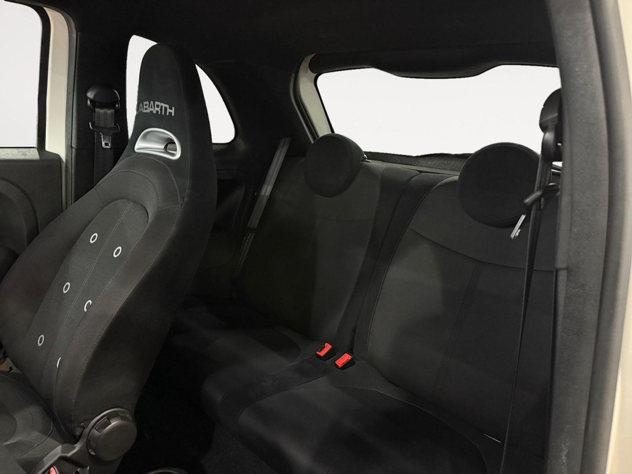 Abarth 500 595 Competizione 1.4 16v T-Jet 132kW E6 - Foto 2