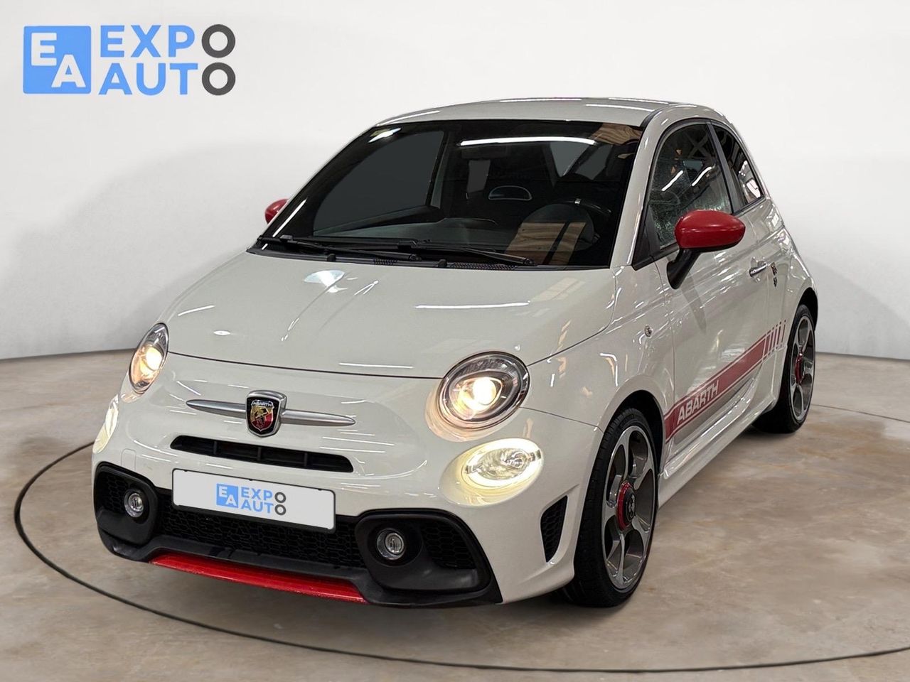 Abarth 500 595 Competizione 1.4 16v T-Jet 132kW E6 - Foto 2