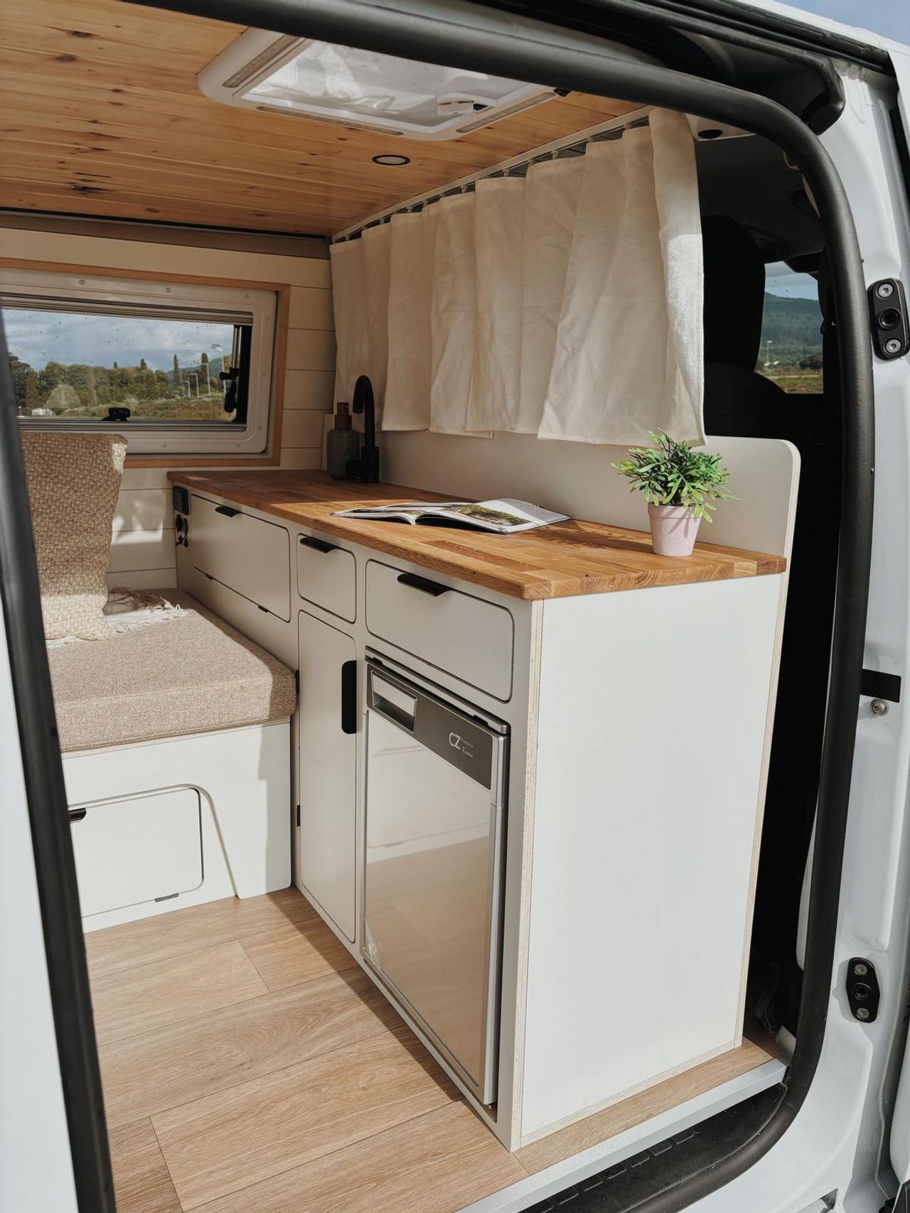 Opel Vivaro 1.5 BlueHDi 88kW 120CV M Std - Foto 2