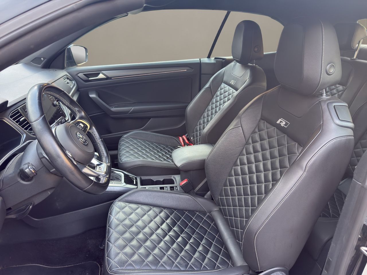 Volkswagen T-Roc R-Line 1.5 TSI 110kW (150CV) Cabrio - Foto 2