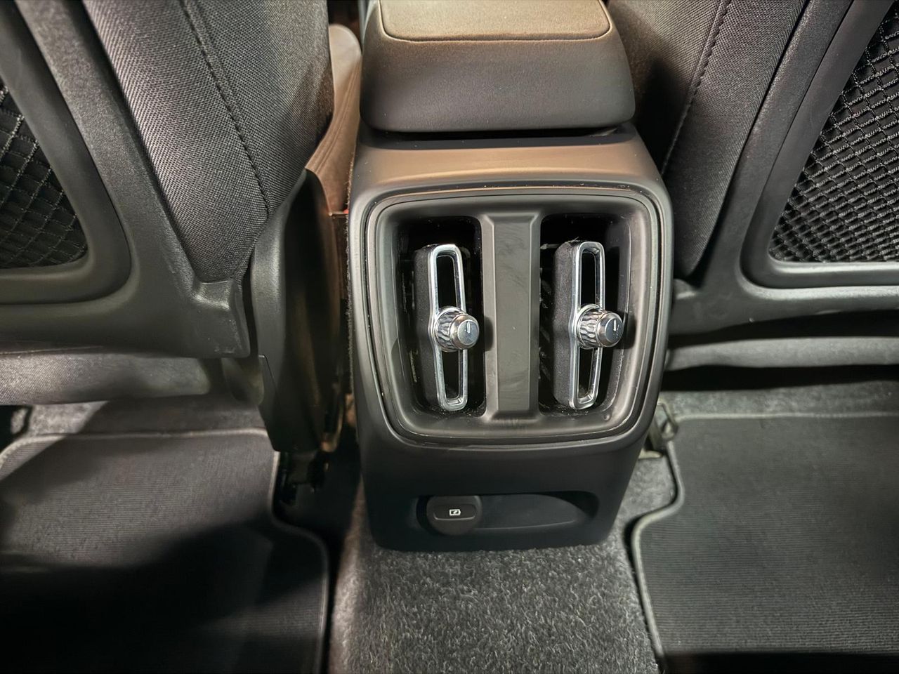 Volvo XC40 Recharge Single Core Auto - Foto 2